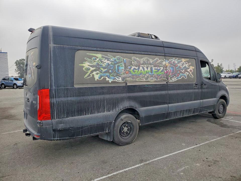 2019 Mercedes-benz Sprinter VIN WD4PF1CD4KP180035 COPART salvage auction — MINOR DENT/SCRATCHES, Ca - Salvage Certificate (P), sold $26,250 on 2026-07-02 (photo 3)