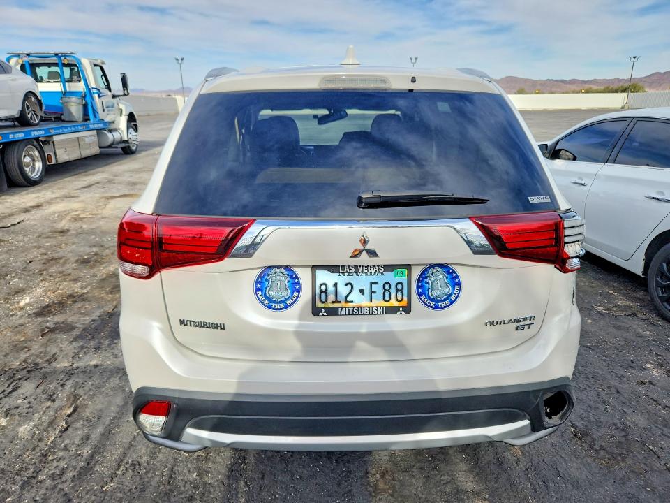 2018 Mitsubishi Outlander VIN JA4JZ4AX1JZ064911 COPART salvage auction — FRONT END, Nv - Salvage Title, sold $425 on 2026-07-23 (photo 6)