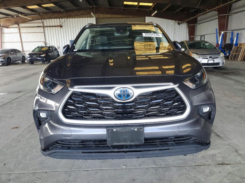 2023 Toyota Highlander hybrid VIN 5TDKBRCH2PS118048 COPART salvage auction — SIDE, Ca - Salvage Certificate, sold $13,800 on 2026-07-20 (photo 5)