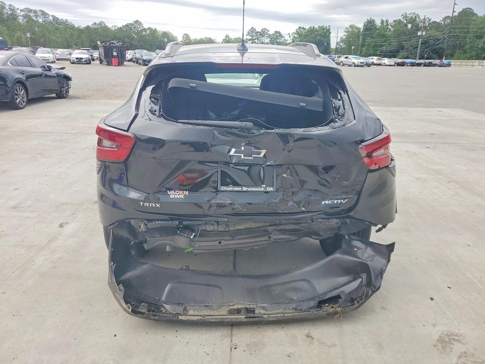 2026 Chevrolet Trax VIN KL77LKEP8TC085936 COPART salvage auction — SIDE, Ga - Cert Of Title-Salvage, sold $8,100 on 2026-07-27 (photo 6)
