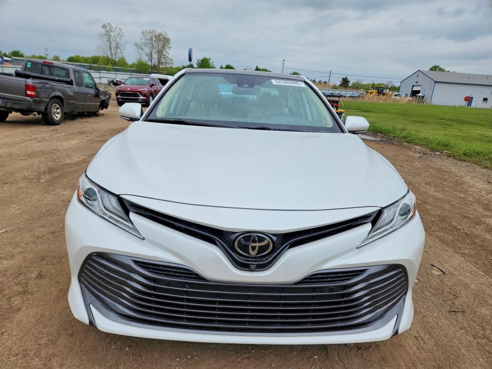 2019 Toyota Camry VIN 4T1B11HK2KU682078 COPART salvage auction — HAIL, Oh - Cert Of Title-Salvage, sold $9,200 on 2026-07-02 (photo 5)
