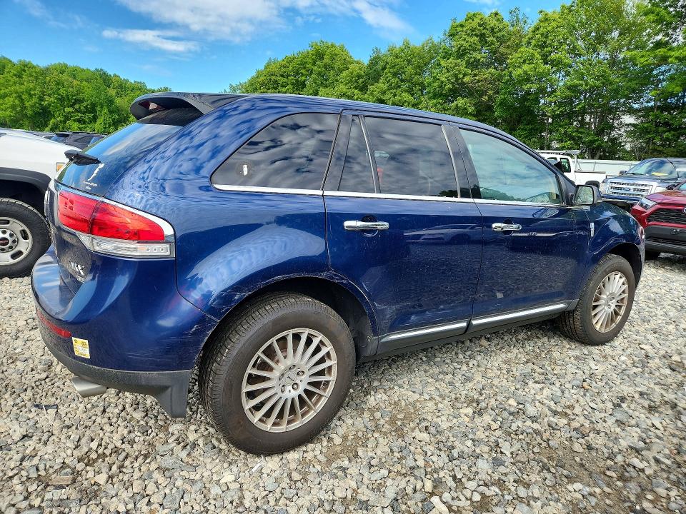 2012 Lincoln Mkx VIN 2LMDJ8JK9CBL07747 COPART salvage auction — FRONT END, Ma - Cert Of Title-Reconstrctd Coll, sold $400 on 2026-07-02 (photo 3)