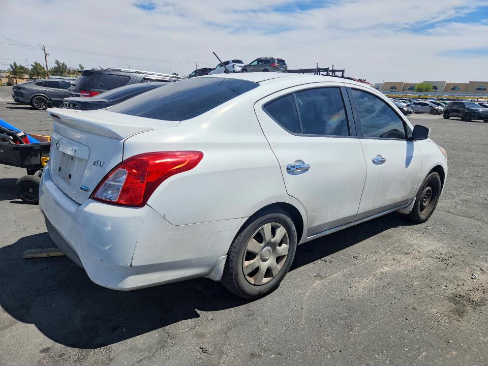 2015 Nissan Versa VIN 3N1CN7APXFL886118 COPART salvage auction — MINOR DENT/SCRATCHES, CA - CERTIFICATE OF TITLE, sold $875 on 2026-07-27 (photo 3)
