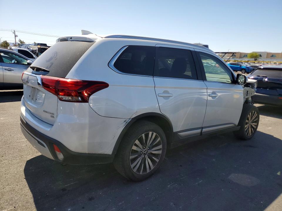 2019 Mitsubishi VIN JA4AD3A37KZ036182 COPART salvage auction — FRONT END, Nv - Salvage Title, sold $3,600 on 2026-07-08 (photo 3)