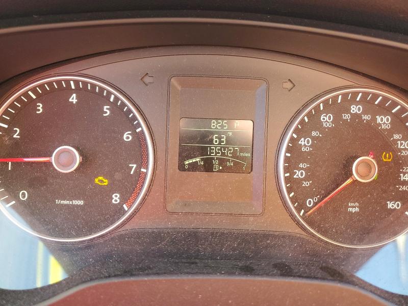 2014 Volkswagen Jetta VIN 3VWD07AJ7EM238592 COPART salvage auction — MINOR DENT/SCRATCHES, MI - CERTIFICATE OF TITLE, sold $850 on 2026-07-02 (photo 9)