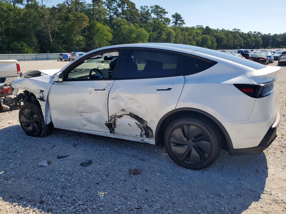2026 Tesla Model y VIN 7SAYGDED9TA639209 COPART salvage auction — FRONT END, TX - CERTIFICATE OF TITLE, sold $3,100 on 2026-07-28 (photo 2)