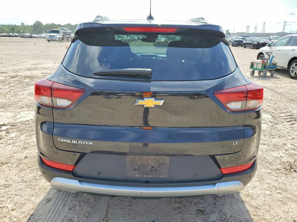 2022 Chevrolet Trailblazer VIN KL79MPS27NB137576 COPART salvage auction — SIDE, Tx - Salvage Vehicle Title, sold $4,250 on 2026-07-17 (photo 6)