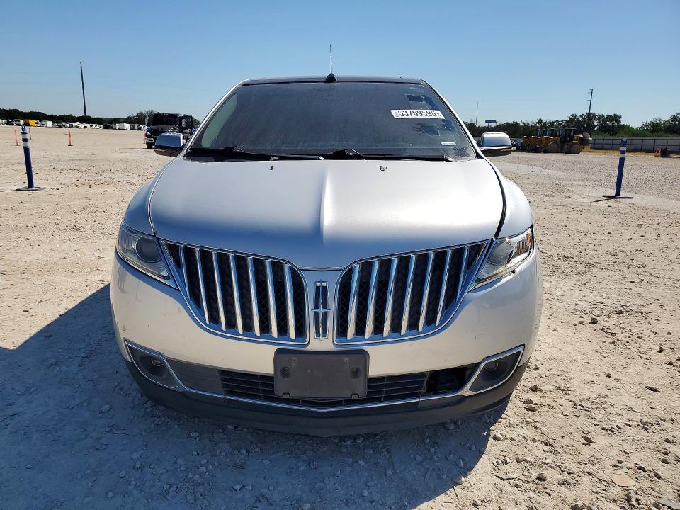 2013 Lincoln VIN 2LMDJ8JK6DBL35751 COPART salvage auction — FRONT END, Tx - Certificate Of Title (P), sold $1,950 on 2026-07-09 (photo 5)