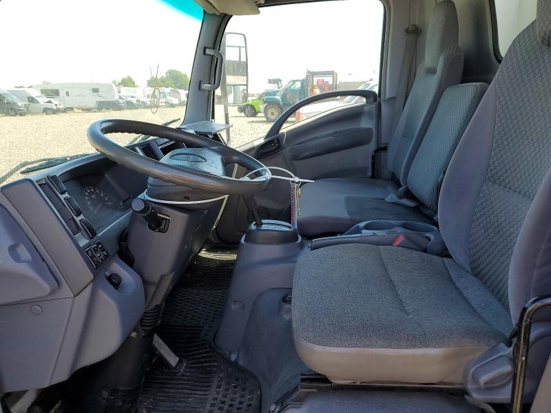 2009 Isuzu Npr VIN JALB4W16697400599 COPART salvage auction — SIDE, Ca - Dis/Dlr/Exp Only Clean Title (P), sold $3,250 on 2026-07-06 (photo 7)