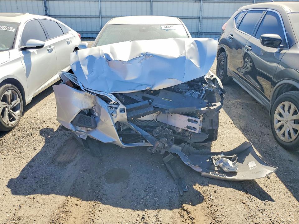 2021 Nissan Altima VIN 1N4BL4BV9MN347230 COPART salvage auction — FRONT END, Ca - Dis/Dlr/Exp Only Clean Title (P), sold $1,250 on 2026-07-10 (photo 5)