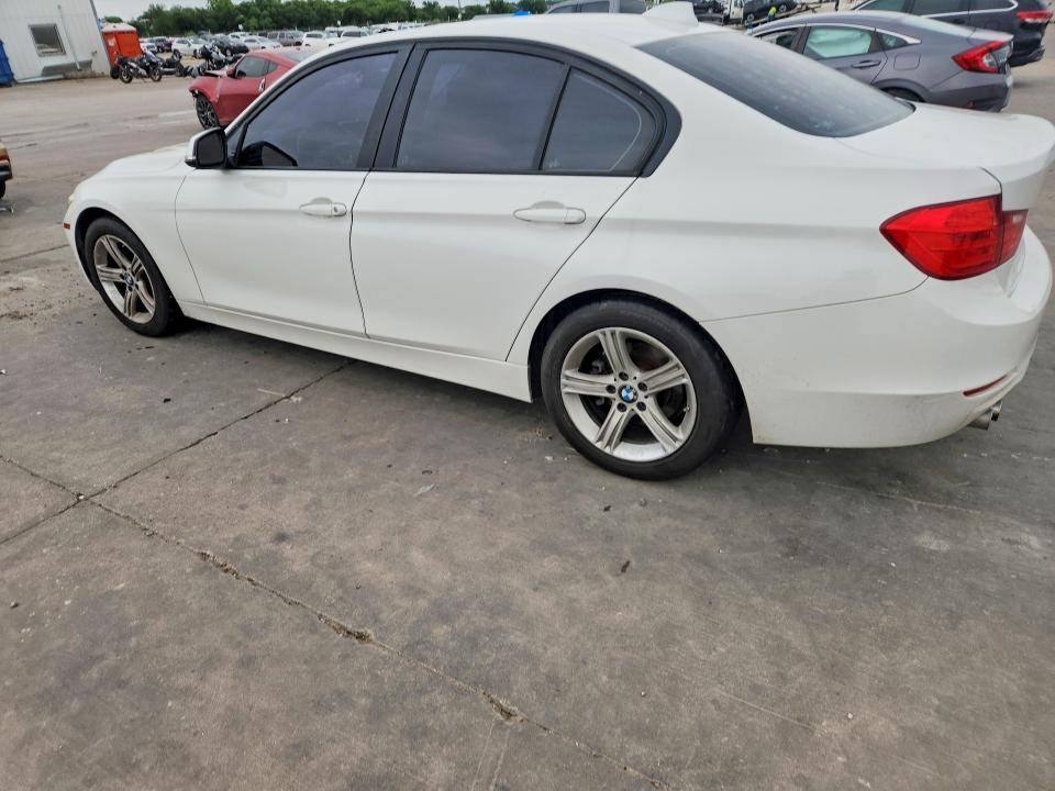 2014 BMW 3 series VIN WBA3C1C59EK116291 COPART salvage auction — WATER/FLOOD, TX - SALVAGE TITLE-FLOOD DAMAGE, sold $550 on 2026-07-16 (photo 2)