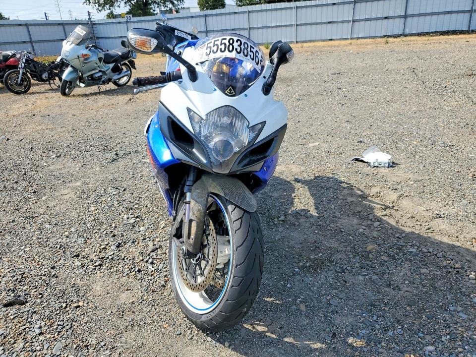 2007 Suzuki VIN JS1GR7KA572102986 COPART salvage auction — ALL OVER, Ca - Salvage Certificate, sold $550 on 2026-07-30 (photo 2)