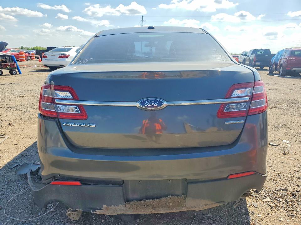 2018 Ford Taurus VIN 1FAHP2D88JG133324 COPART salvage auction — SIDE, Tx - Salvage Vehicle Title, sold $825 on 2026-07-09 (photo 6)