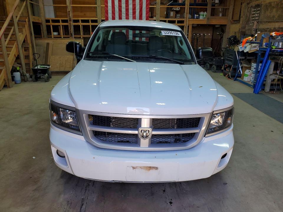 2011 Dodge Dakota VIN 1D7RW3GP7BS712951 COPART salvage auction — REAR END, Sd - Certificate Of Title, sold $400 on 2026-07-28 (photo 5)