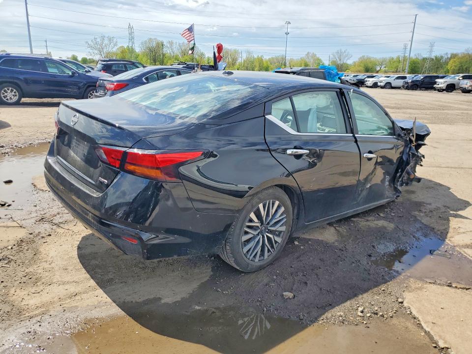 2025 Nissan Altima VIN 1N4BL4DW0SN370186 COPART salvage auction — FRONT END, Fl - Dlr Only Salvage/Rebuildable (P), sold $3,700 on 2026-07-09 (photo 3)