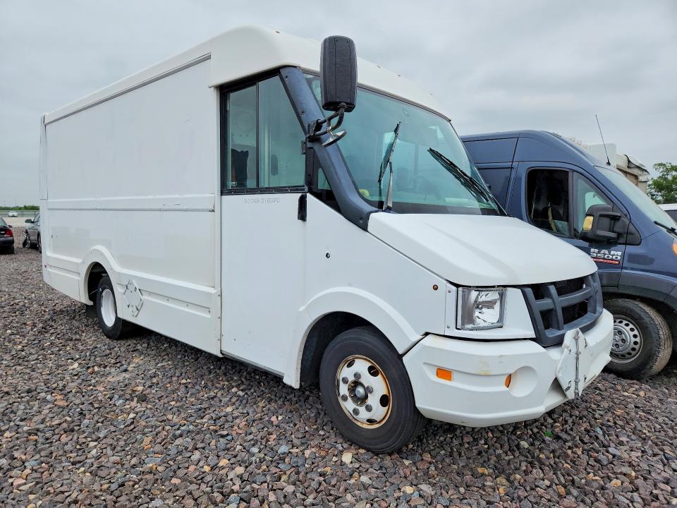2013 Isuzu Npr VIN JALB4T179D7W01204 COPART salvage auction — NORMAL WEAR, MO - CERTIFICATE OF TITLE, sold $10 on 2026-07-09 (photo 4)