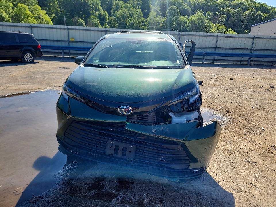 2025 Toyota Sienna VIN 5TDCSKFC8SS197620 COPART salvage auction — SIDE, Pa - Certificate Of Salvage, sold $17,200 on 2026-07-23 (photo 5)