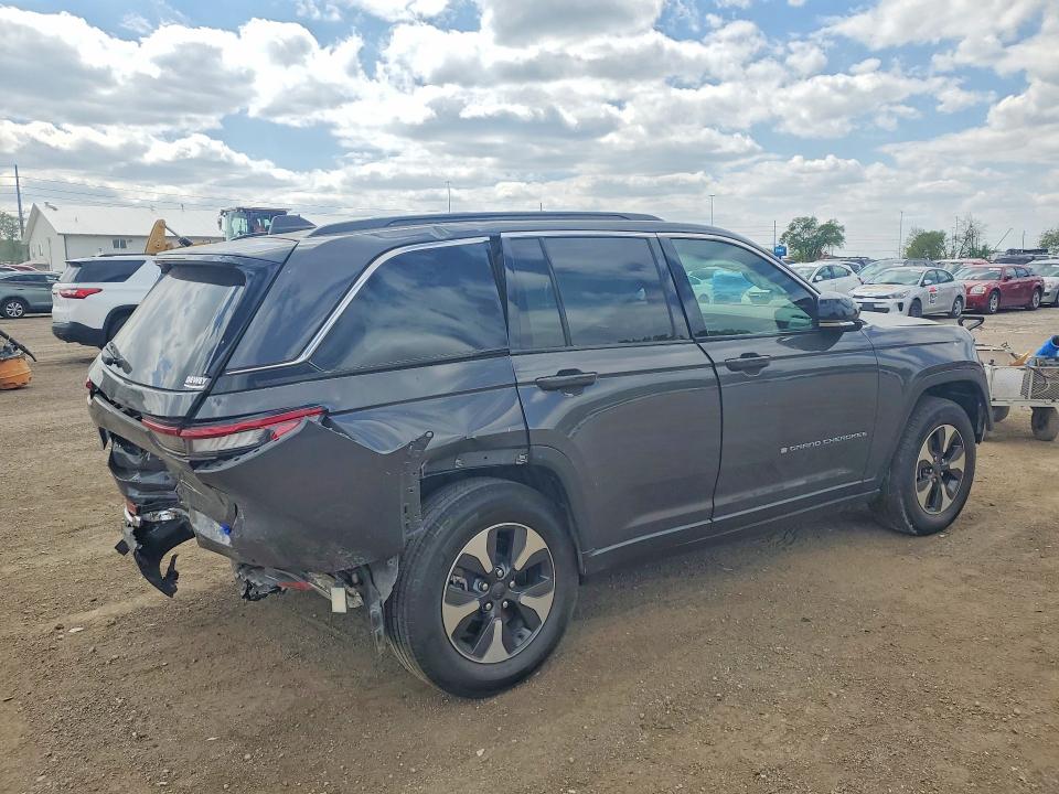 2024 Jeep Cherokee VIN 1C4RJYB6XRC106522 COPART salvage auction — REAR END, Ia - Cert Of Title-Salvage Title, sold $8,000 on 2026-07-24 (photo 3)