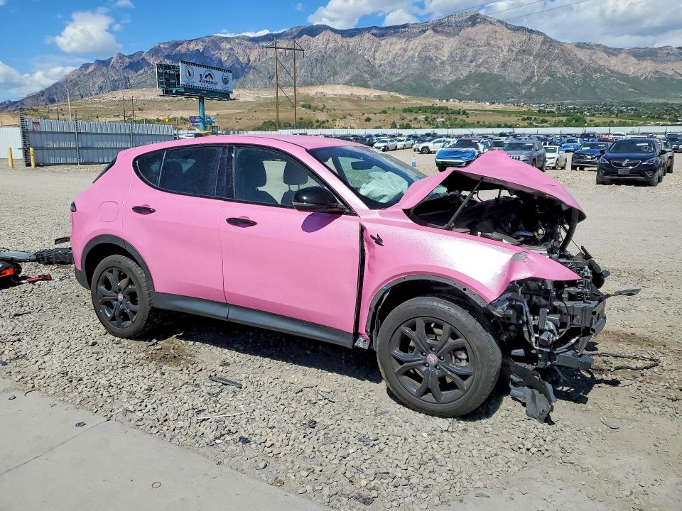 2023 Dodge Hornet VIN ZACNDFAN7P3A03075 COPART salvage auction — FRONT END, Ut - Salvage Certificate, sold $350 on 2026-08-17 (photo 4)