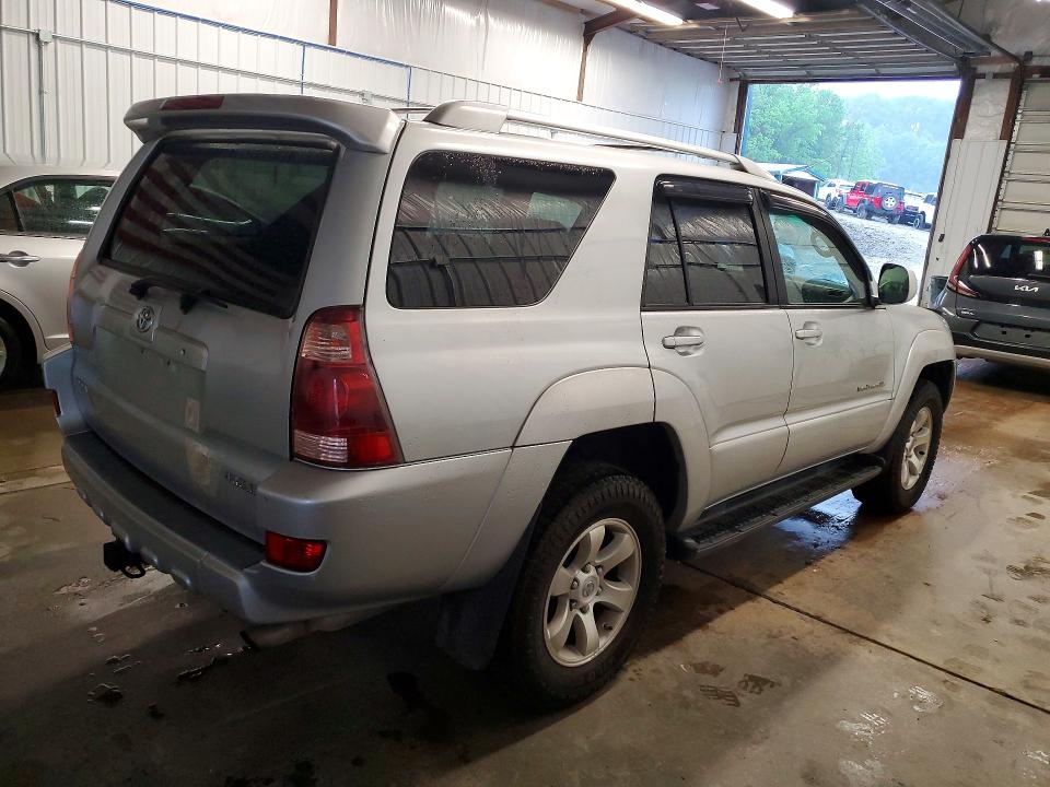 2004 Toyota 4runner VIN JTEBU14RX40039837 COPART salvage auction — MINOR DENT/SCRATCHES, PA - CERT OF TITLE, sold $2,700 on 2026-07-16 (photo 3)