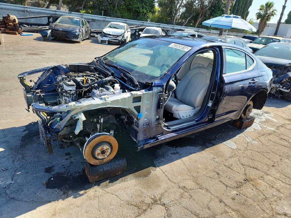 2026 Genesis G70 VIN KMTG14SCXTU162775 COPART salvage auction — STRIPPED, Ca - Certificate Of Title, sold $12,400 on 2026-07-23 (photo 1)
