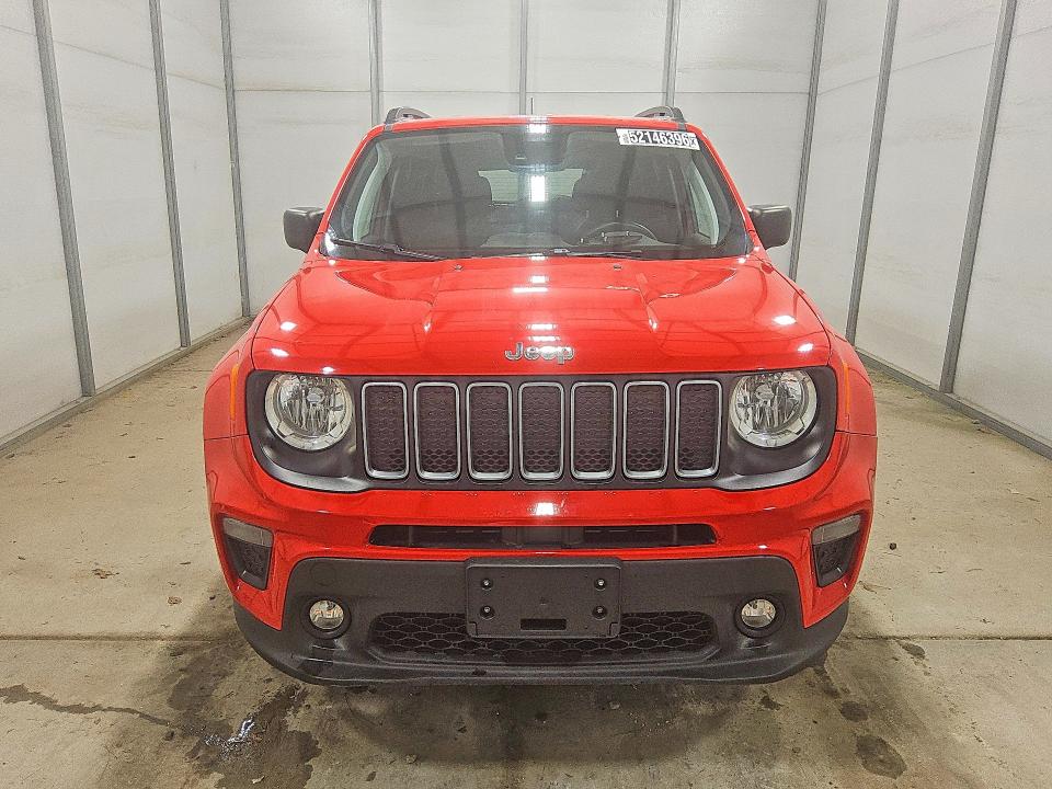 2022 Jeep Renegade VIN ZACNJDB16NPN50575 COPART salvage auction — MINOR DENT/SCRATCHES, In - Certificate Of Title, sold $11,400 on 2026-07-09 (photo 5)