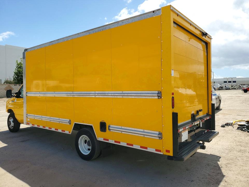 2022 Ford E-350 VIN 1FDWE3FN3NDC04013 COPART salvage auction — FRONT END, Az - Cert Of Title - Salvage, sold $7,400 on 2026-07-20 (photo 2)