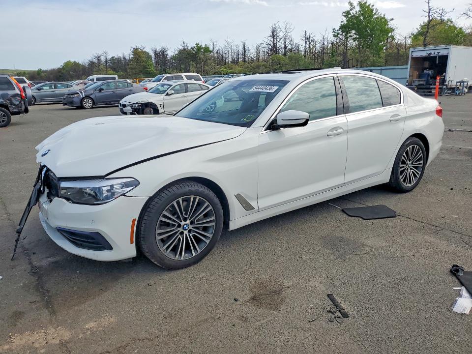 2019 BMW 5er VIN WBAJA7C54KWW25693 — COPART salvage auction photo