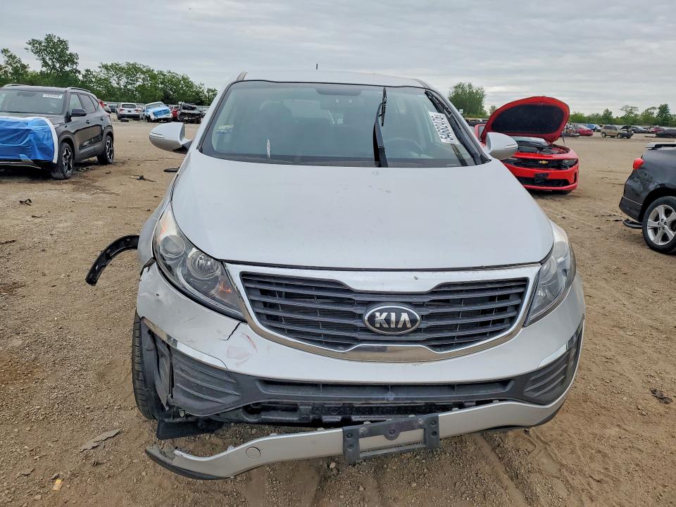 2013 Kia VIN KNDPB3A28D7505601 COPART salvage auction — FRONT END, Il - Salvage Certificate, sold $2,950 on 2026-07-09 (photo 5)