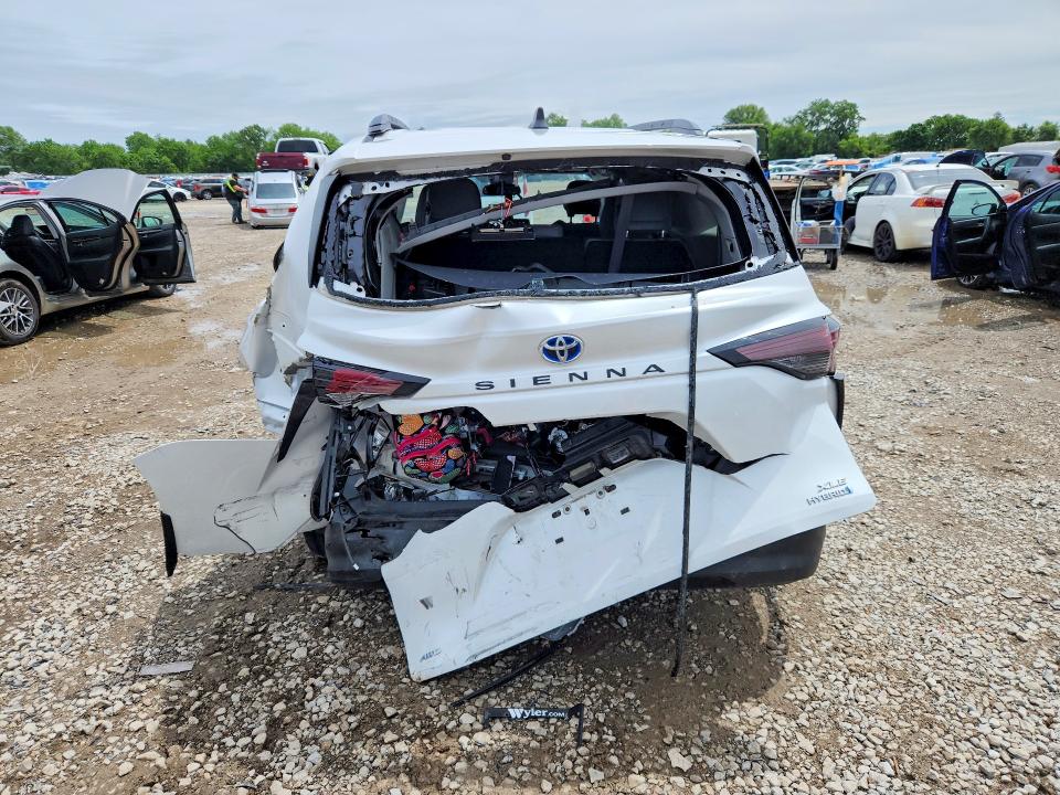 2023 Toyota Sienna VIN 5TDJSKFC4PS094774 COPART salvage auction — REAR END, Oh - Cert Of Title-Salvage, sold $12,100 on 2026-07-02 (photo 6)