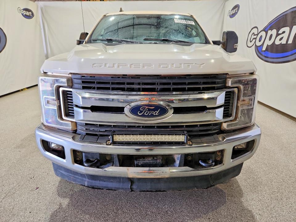 2019 Ford F-250 super duty VIN 1FT7W2BT5KEF05537 COPART salvage auction — MINOR DENT/SCRATCHES, Ut - Certificate Of Title (P), sold $20,500 on 2026-07-02 (photo 5)