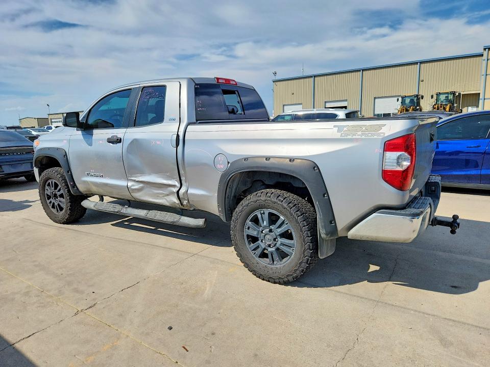 2014 Toyota Tundra VIN 5TFRM5F13EX077193 COPART salvage auction — SIDE, Tx - Salvage Vehicle Title, sold $4,650 on 2026-07-09 (photo 2)
