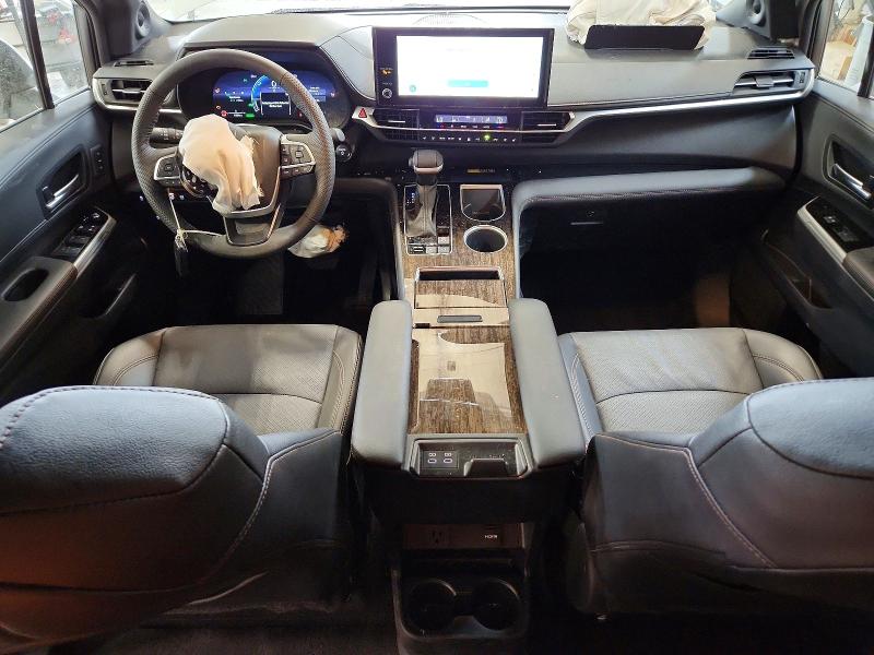 2025 Toyota Sienna VIN 5TDGSKFC7SS197139 COPART salvage auction — FRONT END, AB - BOS - SALVAGE, sold $18,450 on 2026-07-09 (photo 8)