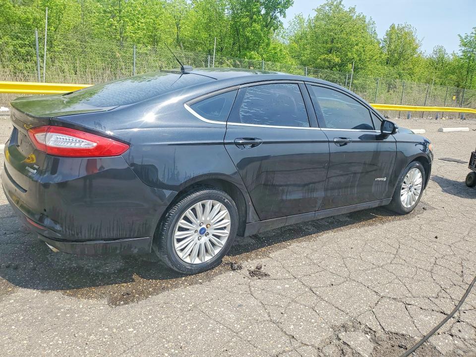 2014 Ford Fusion VIN 3FA6P0LU1ER244533 COPART salvage auction — MINOR DENT/SCRATCHES, Mi - Certificate Of Title, sold $525 on 2026-07-09 (photo 3)