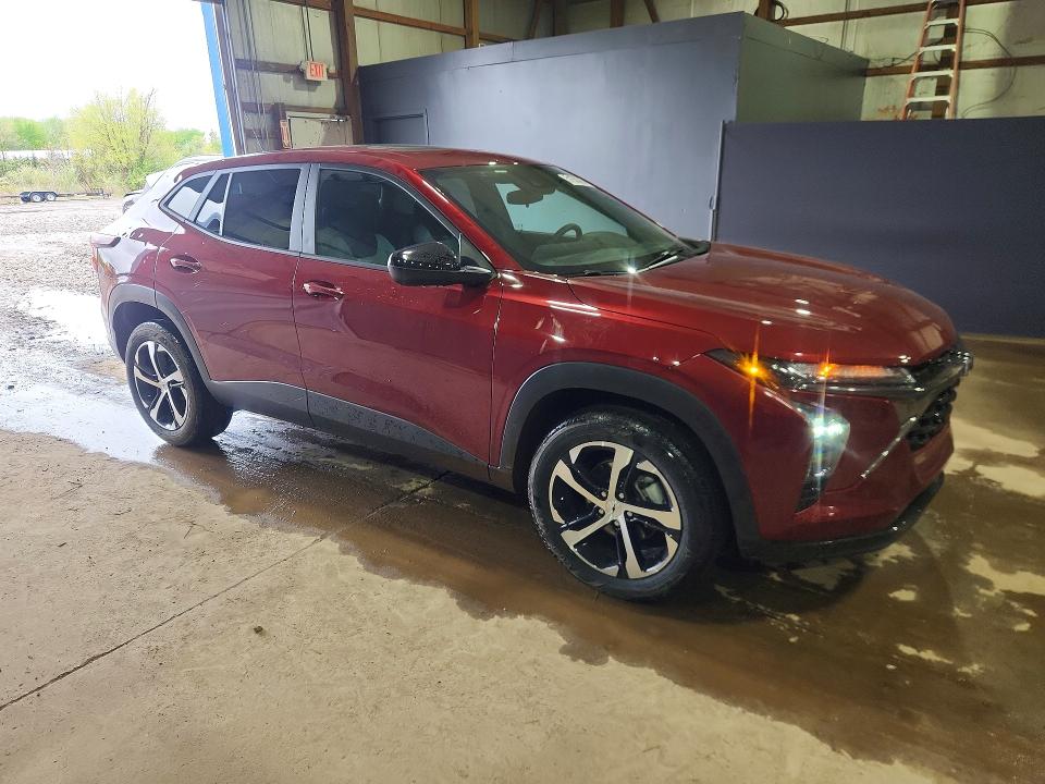 2025 Chevrolet Trax VIN KL77LGEP4SC053545 COPART salvage auction — HAIL, Oh - Cert Of Title-Salvage, sold $10,000 on 2026-07-02 (photo 4)