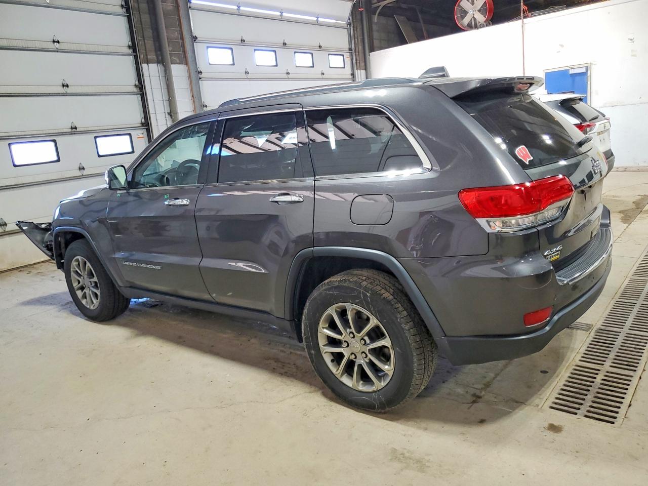 2015 Jeep Grand Cherokee VIN 1C4RJFBG9FC875330 COPART salvage auction — Front End, MN - CERT OF TITLE-SALVAGE, sold $3,450 on 2026-07-09 (photo 2)