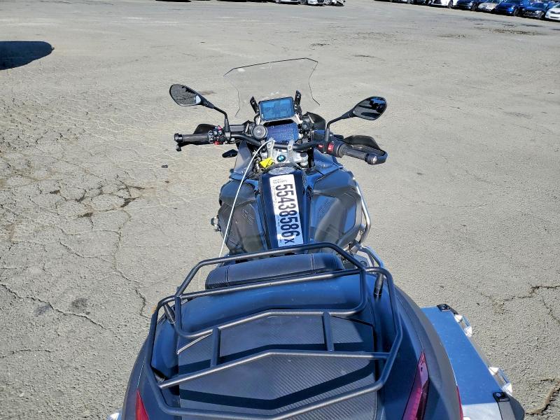2024 BMW R 1250 VIN WB10M1304R6J50979 COPART salvage auction — SIDE, Ut - Salvage Certificate, sold $12,500 on 2026-08-27 (photo 6)