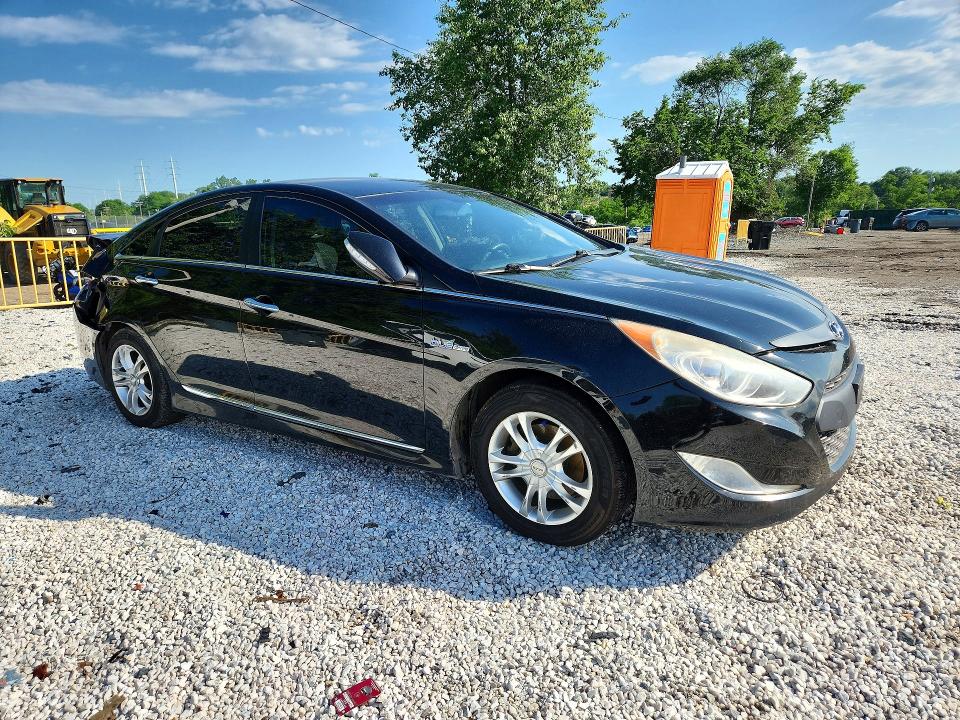 2014 Hyundai Sonata VIN KMHEC4A40EA118049 COPART salvage auction — REAR END, MD - CERT OF SALVAGE > 75% DAMAGE, sold $125 on 2026-07-30 (photo 4)
