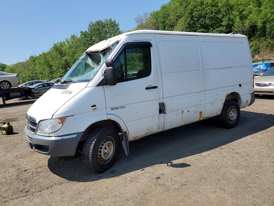 2006 Dodge Sprinter VIN WD0PD644065853973 COPART salvage auction — ROOF, NY - MV-907A SALVAGE CERTIFICATE, sold $450 on 2026-07-16 (photo 1)