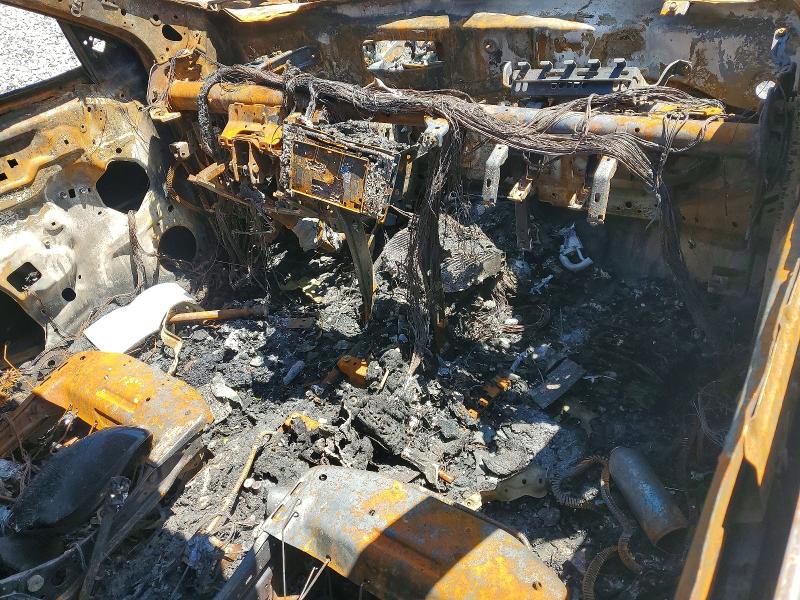 2016 Nissan Rogue VIN KNMAT2MT7GP716987 COPART salvage auction — BURN, TN - NON-REPAIRABLE CERTIFICATE, sold $30 on 2026-07-16 (photo 8)