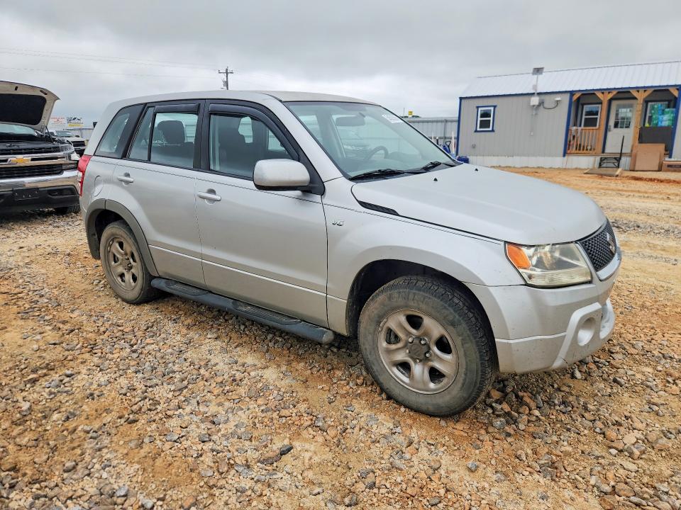 2008 Suzuki Grand vitara VIN JS3TD941984101861 COPART salvage auction — FRONT END, Mo - Salvage Certificate Of Title, sold $725 on 2026-07-29 (photo 4)