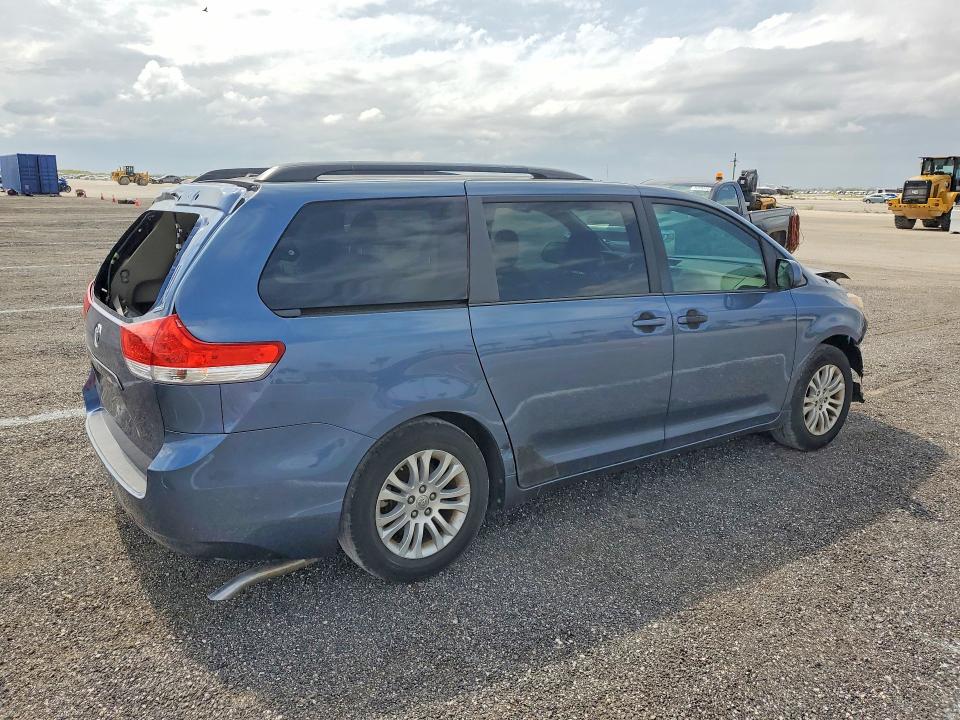 2014 Toyota Sienna VIN 5TDYK3DC2ES508123 COPART salvage auction — FRONT END, Fl - Cert Of Title Slvg Rebuildable, sold $2,700 on 2026-07-27 (photo 3)