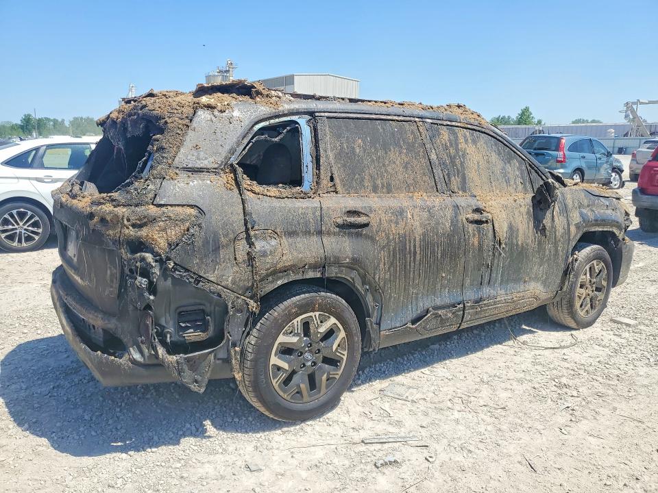 2025 Subaru Forester VIN JF2SLDDCXSH588927 COPART salvage auction — BURN, Ks - Cert Of Title-Salvage, sold $1,800 on 2026-07-16 (photo 3)