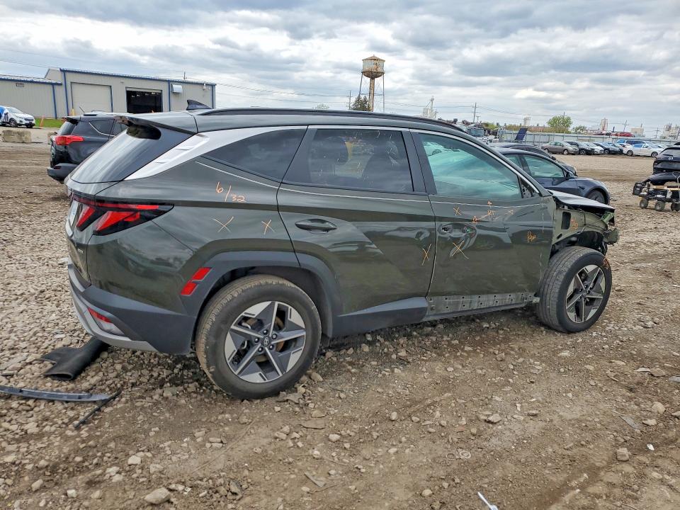 2025 Hyundai Tucson VIN 5NMJBCDE0SH446643 COPART salvage auction — FRONT END, Il - Salvage Certificate, sold $8,000 on 2026-07-29 (photo 3)