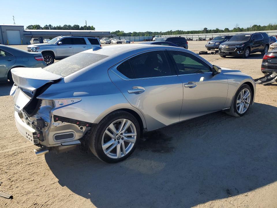 2024 Lexus Is VIN JTHCA1D22R5129917 COPART salvage auction — REAR END, Sc - Cert Of Title-Salvage, sold $16,000 on 2026-07-29 (photo 3)