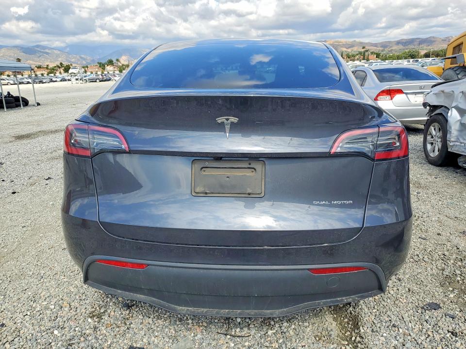 2024 Tesla Model y VIN 7SAYGDEE2RA245942 COPART salvage auction — FRONT END, Ca - Salvage Certificate, sold $14,600 on 2026-07-08 (photo 6)