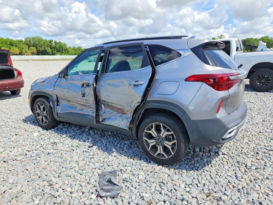 2021 Kia Seltos VIN KNDERCAA8M7222562 COPART salvage auction — SIDE, Fl - Certificate Of Destruction, sold $5,400 on 2026-07-06 (photo 2)