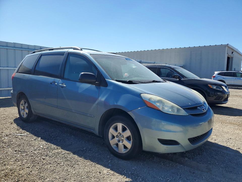 2006 Toyota Sienna VIN 5TDZA23C66S539959 COPART salvage auction — HAIL, Ia - Cert Of Title-Salvage Title, sold $500 on 2026-07-08 (photo 4)