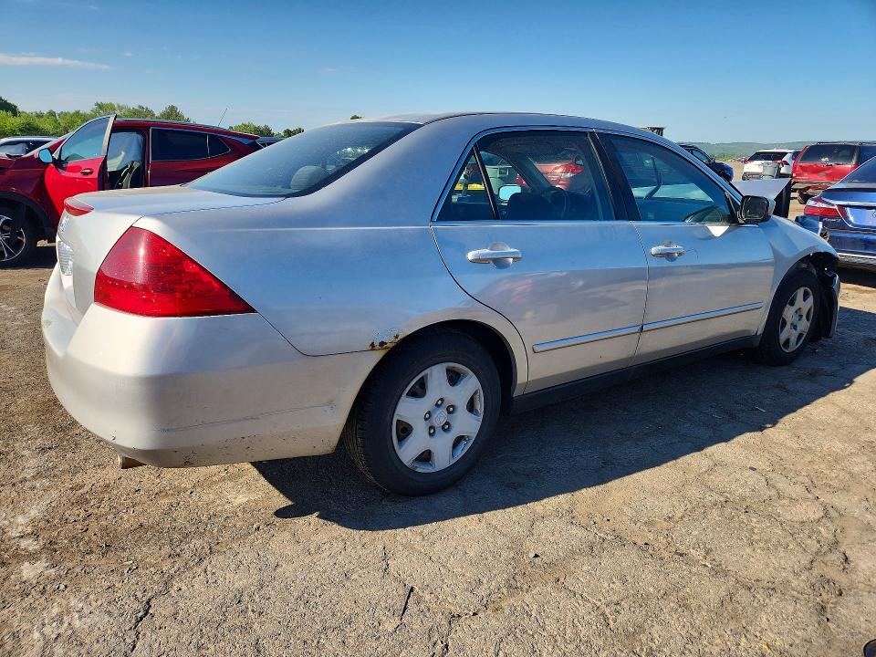 2007 Honda Accord VIN JHMCM56497C016486 COPART salvage auction — FRONT END, PA - CERTIFICATE OF SALVAGE, sold $175 on 2026-07-21 (photo 3)