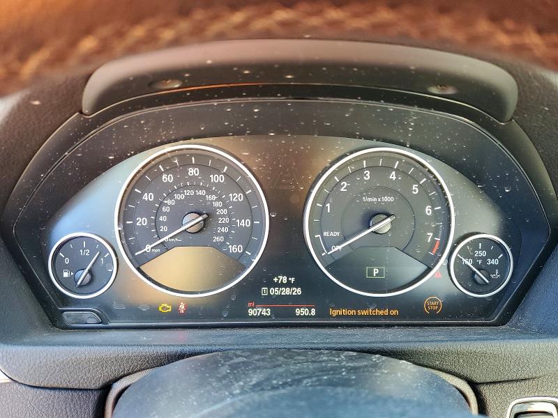 2015 BMW 3er VIN WBA3A5C50FP605292 COPART salvage auction — WATER/FLOOD, Tx - Salvage Title-Flood Damage, sold $800 on 2026-07-17 (photo 9)